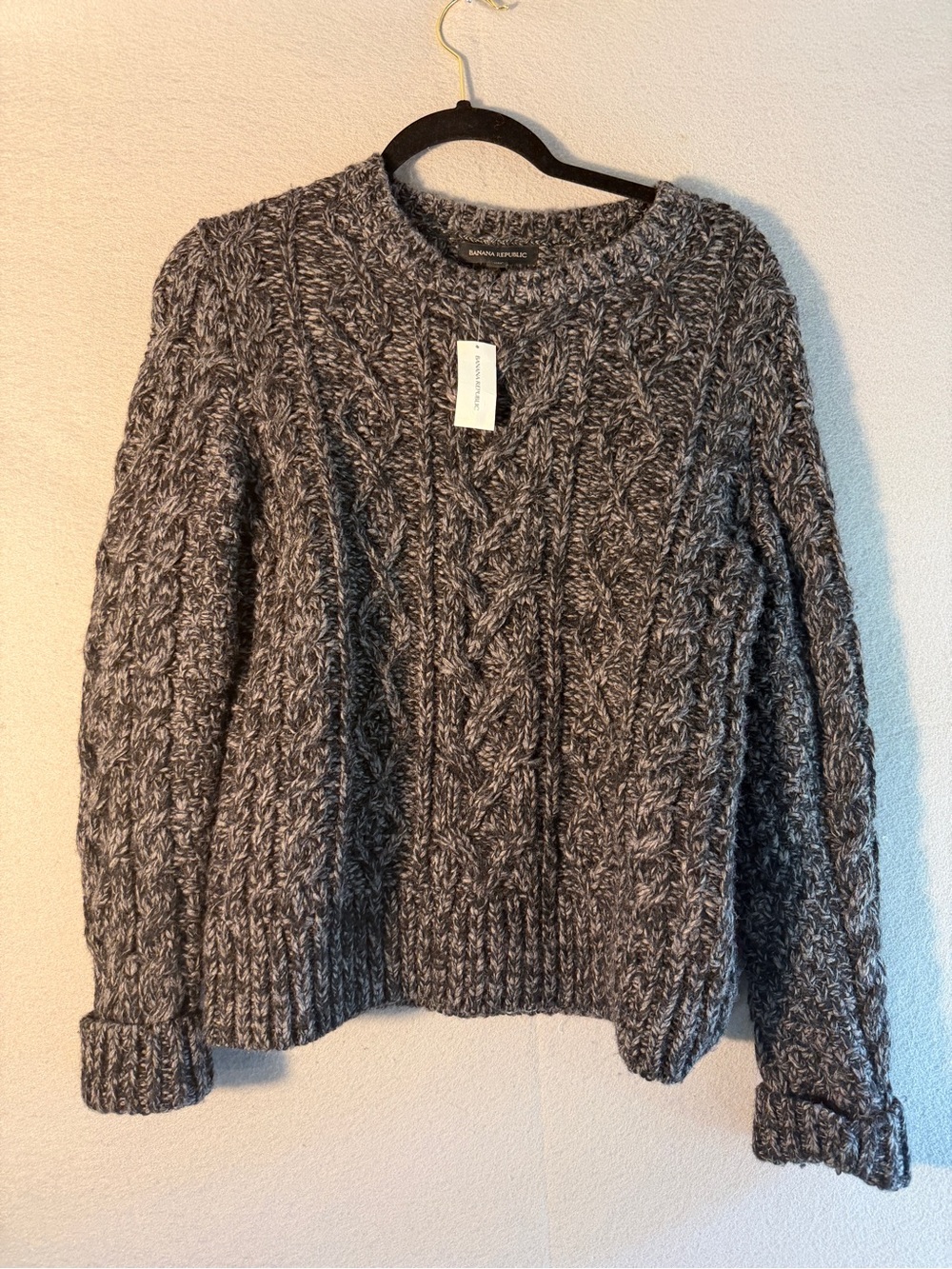 NWT Banana Republic Gray Cable-Knit Crew Neck Sweater Long Sleeve XS Wool